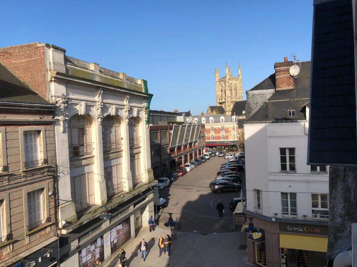 Apartamento Au Coeur du Marché Fécamp Exterior foto