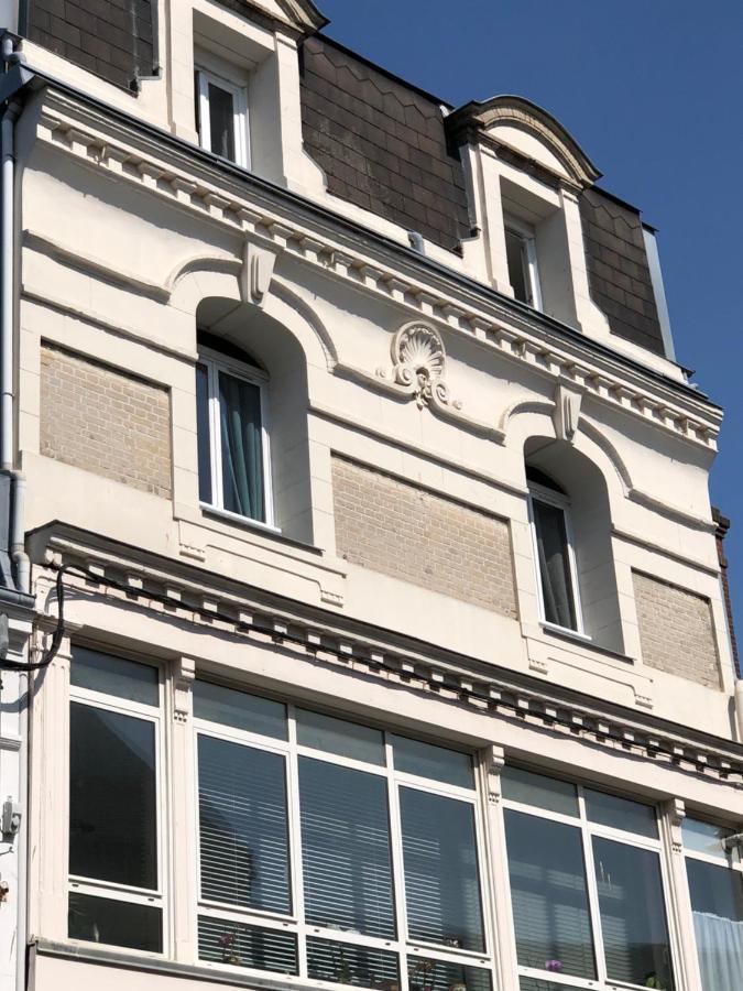 Apartamento Au Coeur du Marché Fécamp Exterior foto