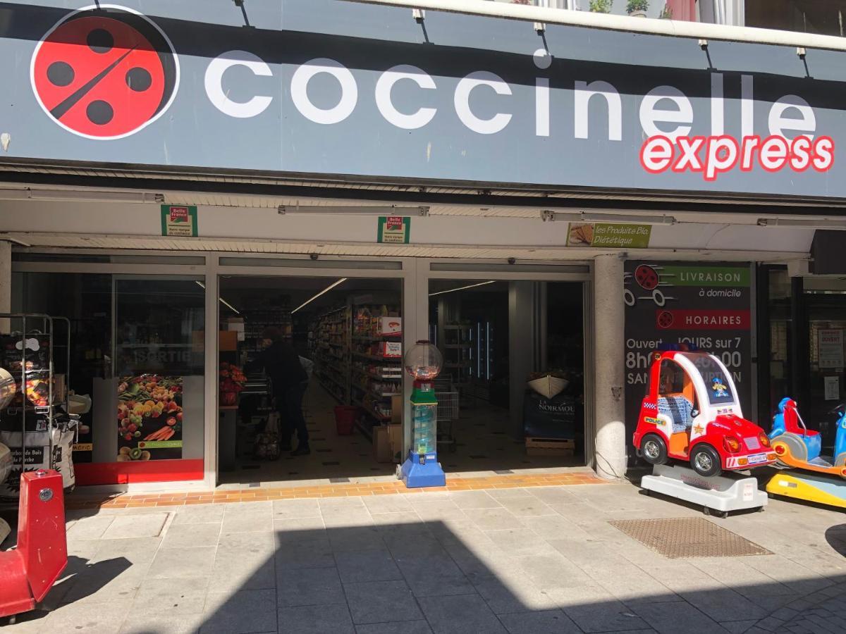 Apartamento Au Coeur du Marché Fécamp Exterior foto